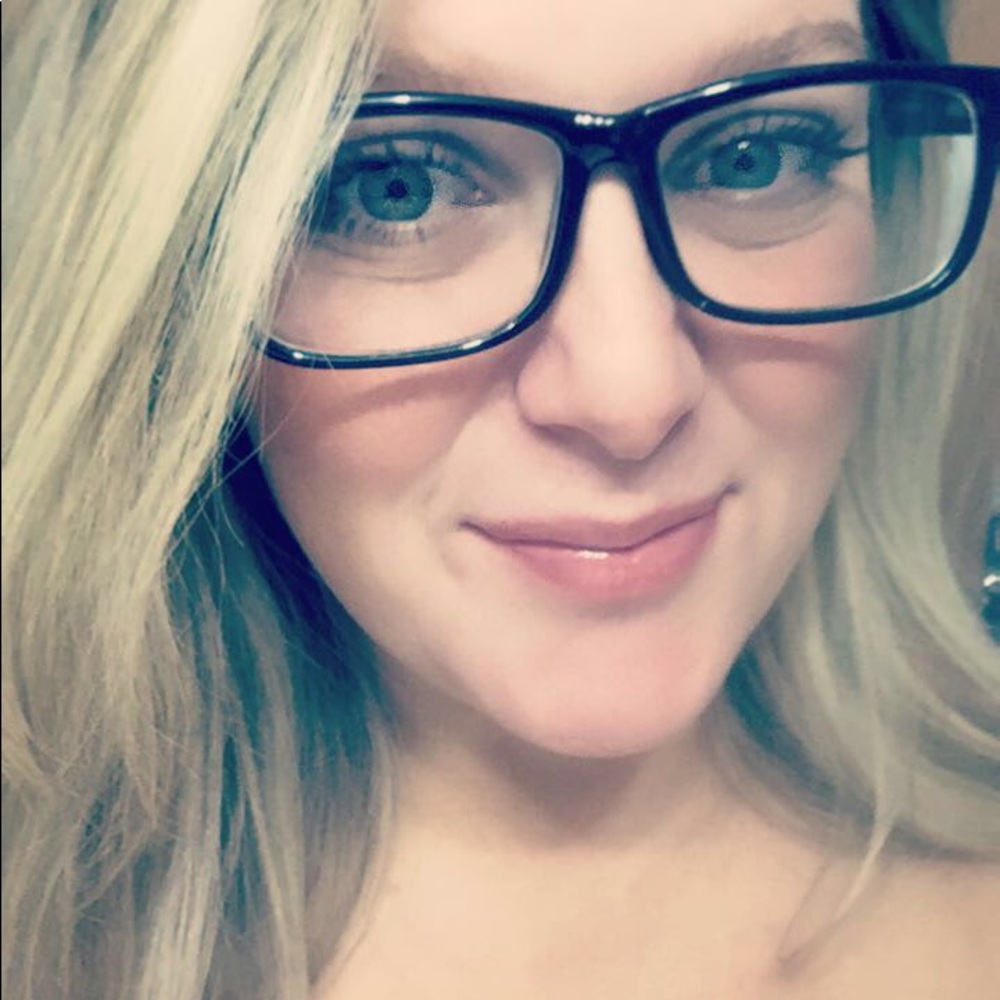 Meet your Posher, Amanda